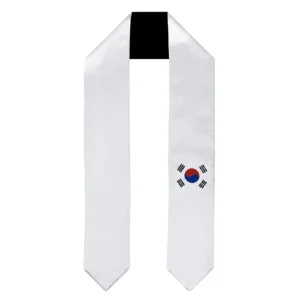 Graduation Ceremony Embroidery Elements Shiny on the Shawl